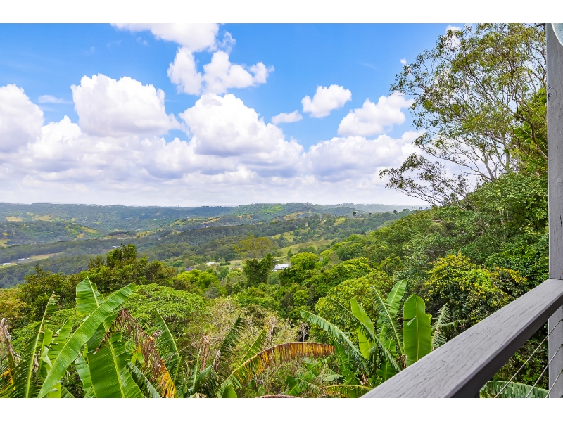 188 Thompson Rd Towen Mountain QLD 4560