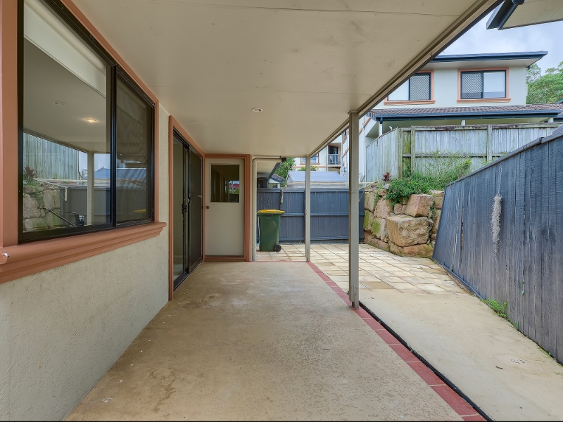 31/12 Greendale Way, Carindale Townhouse for rent Listed by Anna