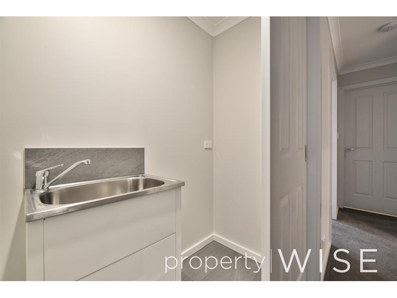 2/14a Weedon Avenue, South Launceston House for rent Listed by Sally