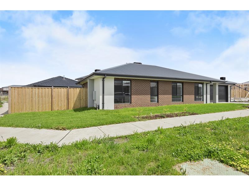 80 Pobblebonk Crescent, CLYDE NORTH House for rent Listed by Anne