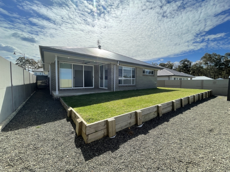 14 Saxby Ave (huntlee Estate) North Rothbury NSW 2335 House for rent