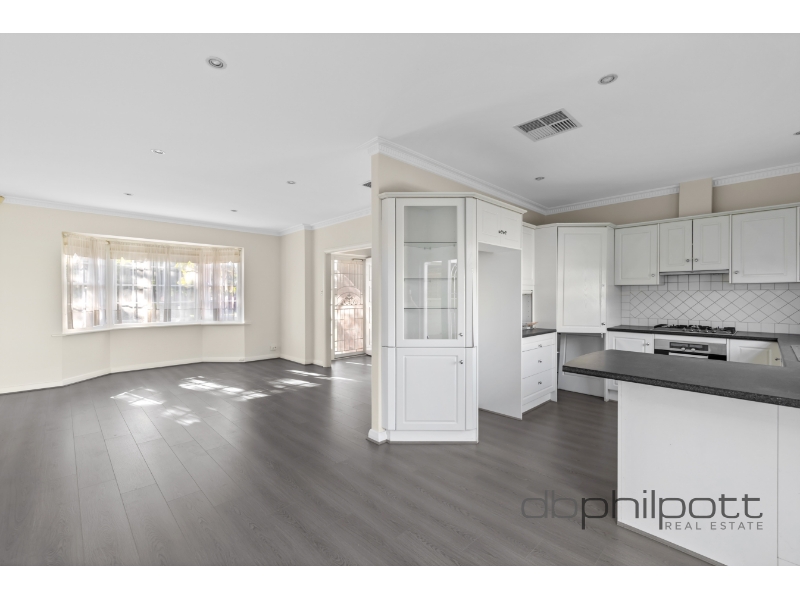 8 Oliver Street, FULHAM GARDENS House for rent Listed by Rebecca