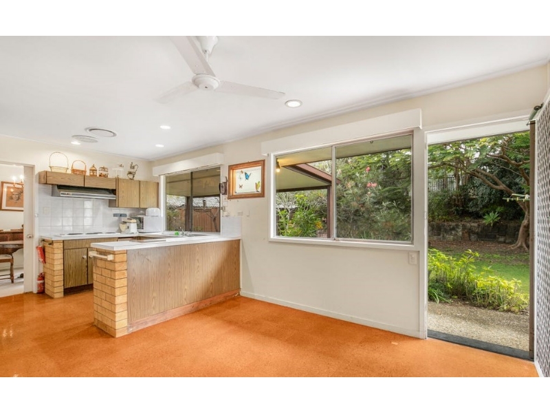 25 Strathspey Street, Kenmore House for rent Listed by Katerina