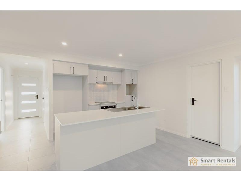 7 Stone Way, COSGROVE House for rent Listed by Smart Rentals Leasing