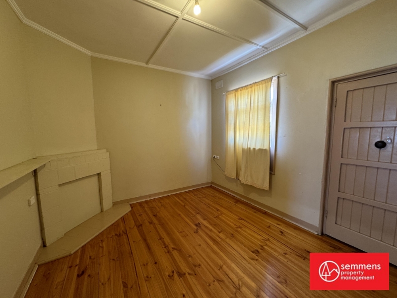 3 Inwood Avenue, KILBURN House for rent Listed by Andrew Semmens of