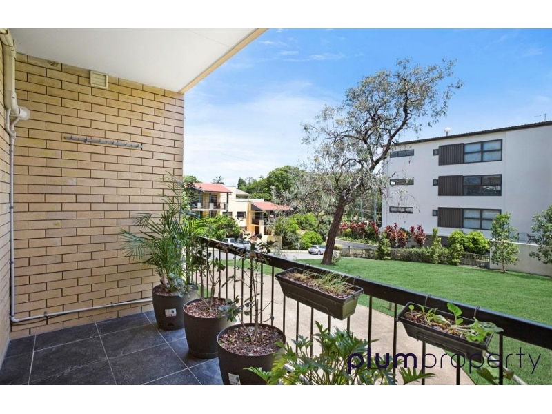 2/52 Sisley Street St, St Lucia Apartment for rent Listed by Deb