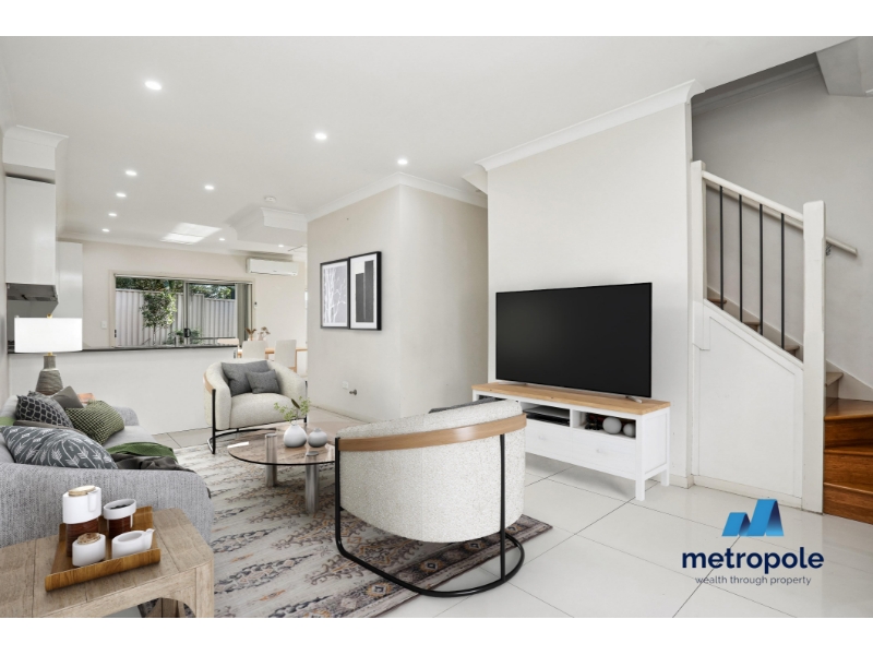 12/11 Carinya Road GIRRAWEEN NSW 2145