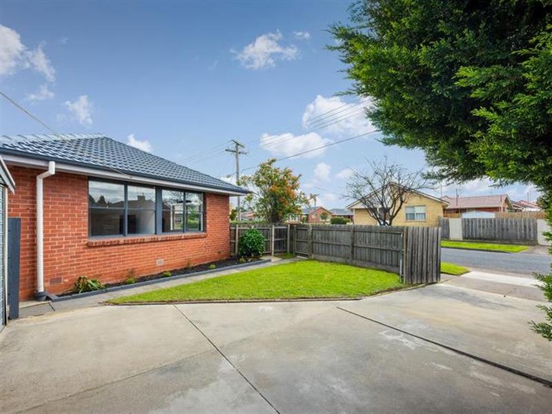 23 Callander Street, THOMSON House for rent Listed by Tim Callander of Jellis Craig Geelong