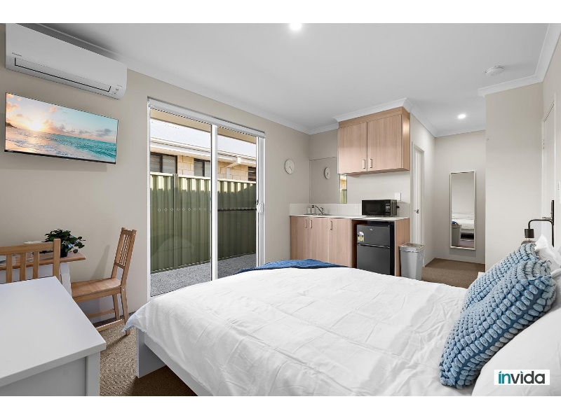 Private, Fully Furnished Room With Ensuite In A Brand-New Shared House - Utilities & Internet Included! Multiple Rooms Available! image 6
