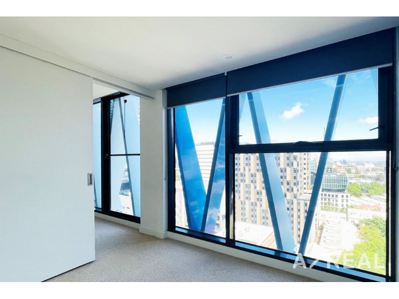 1212/28 Bouverie Street CARLTON VIC 3053