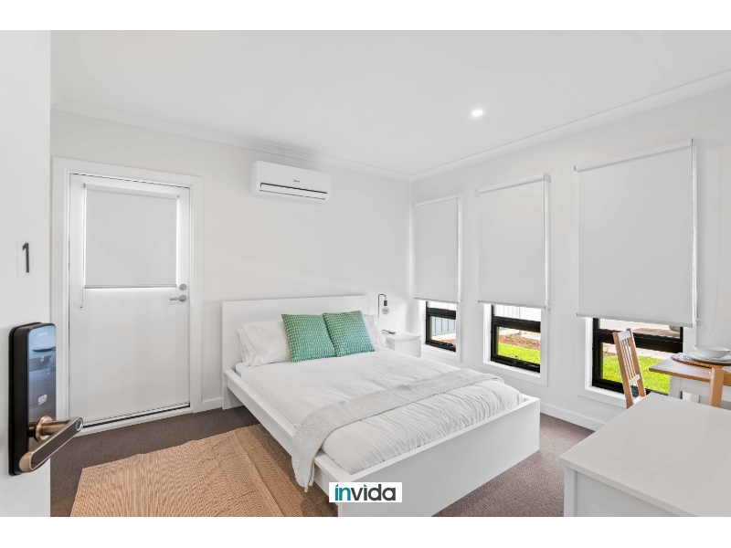 1/40 Wirrinda Dr Clyde North VIC 3978