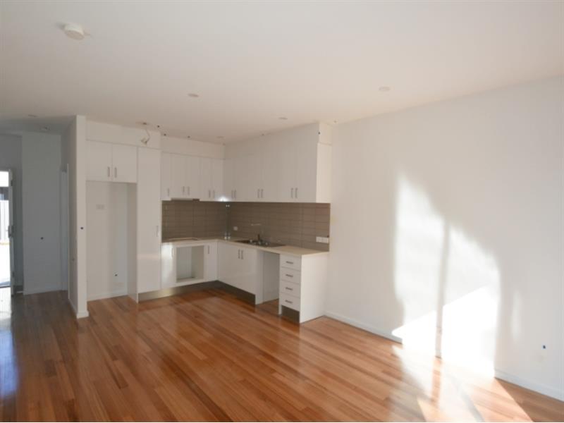 4/5-7 Downs Street Pascoe Vale VIC 3044