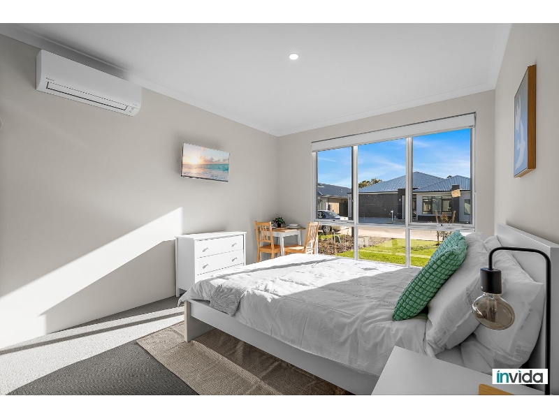Private, Fully Furnished Room With Ensuite In A Brand-New Shared House - Utilities & Internet Included! image 4
