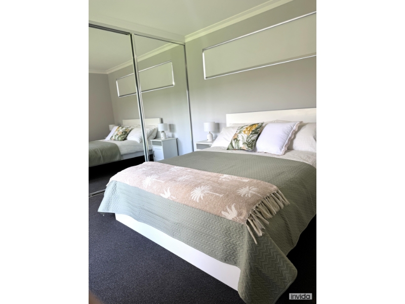 Private Room With Ensuite, Kitchenette, Tv And Air Conditioning. Utilities Included image 2