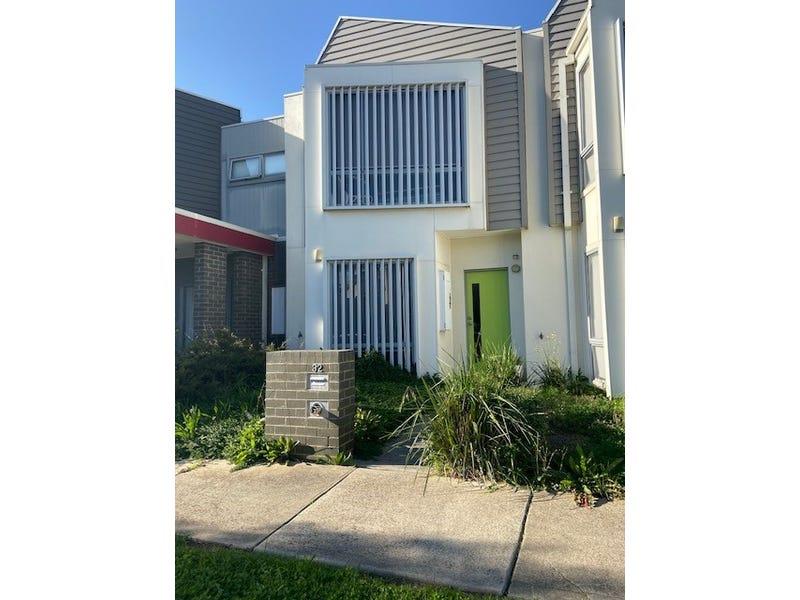 32 Bassett Street, DANDENONG Townhouse for rent Listed by Rental Dept