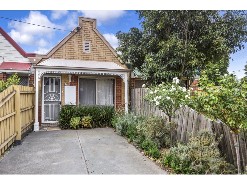 2/38 Cathcart Street, Maidstone House for rent Listed by Jesseigh