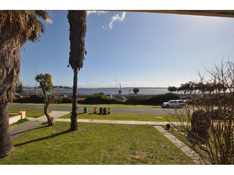 4/155 Melville Parade, COMO Apartment for rent Listed by of M