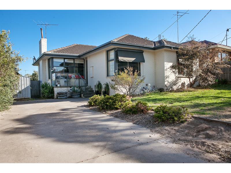 32 Leslie Street Frankston South VIC 3199