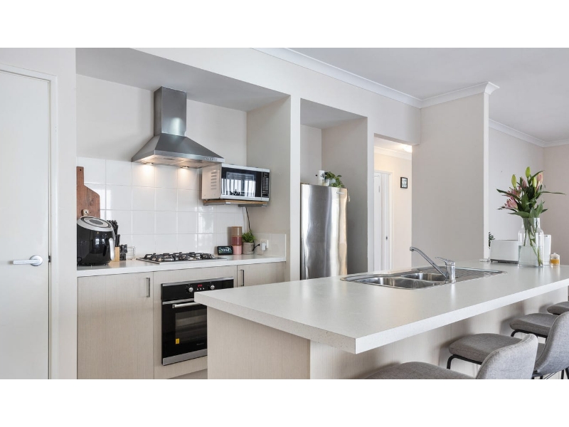 34 Perkins Drive, CLARKSON House for rent Listed by Ashlee Miles of