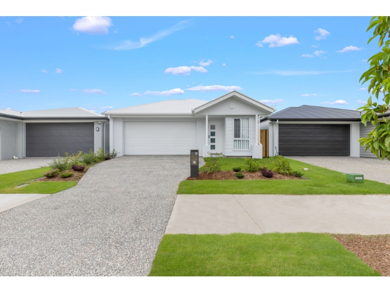 68 Shadforth Street, Burpengary East House for rent Listed by Leonie