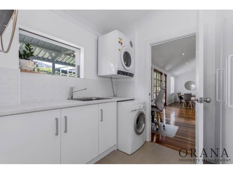 59 Rosebery Street, Bedford House for rent Listed by Leasing Team of