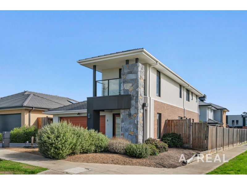 9 Cobain Way Cranbourne East VIC 3977