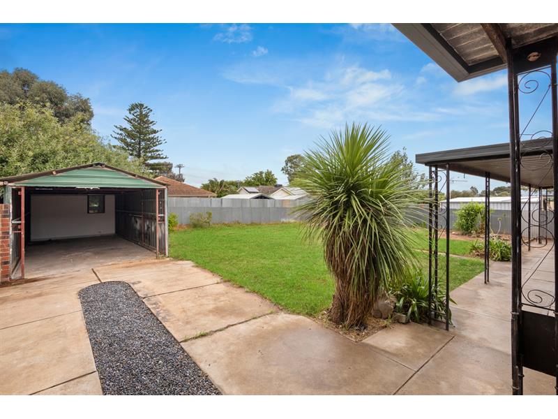 12 Seaborough Road, ELIZABETH PARK House for rent Listed by Emma