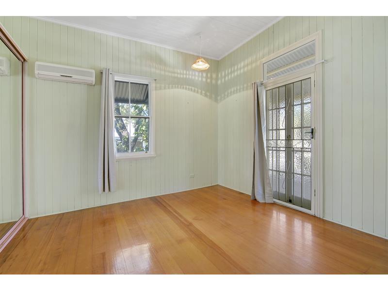 56 Chancellor Street, Sherwood House for rent Listed by Terri Doyle