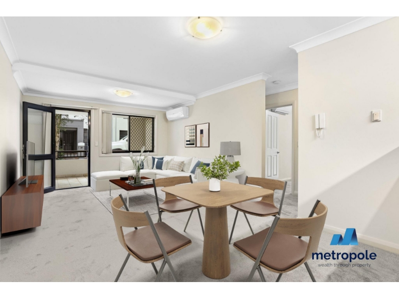2/6 Taylors Drive LANE COVE NORTH NSW 2066
