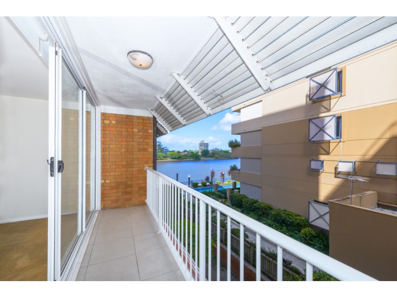 12/64 Thorn Street, KANGAROO POINT Apartment for rent Listed by