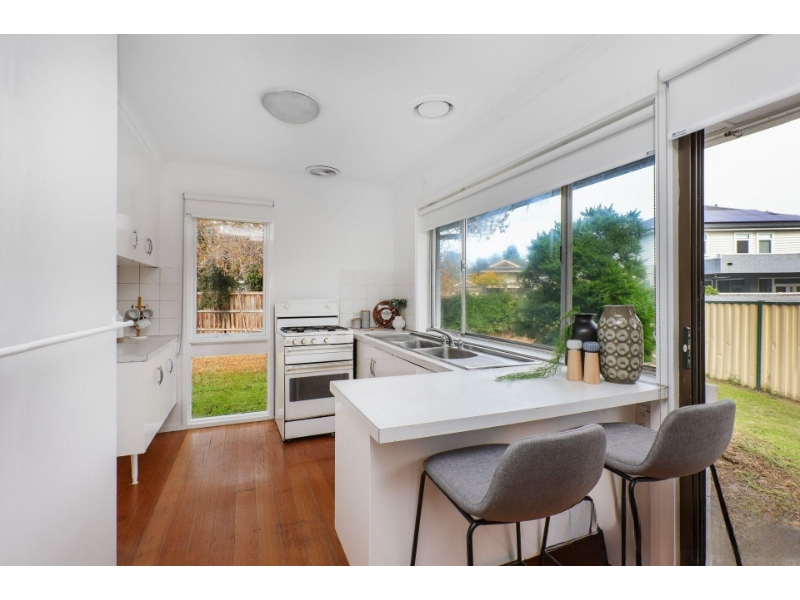 1 Boa Court, Sunshine West House for rent Listed by Peter D'aloia of