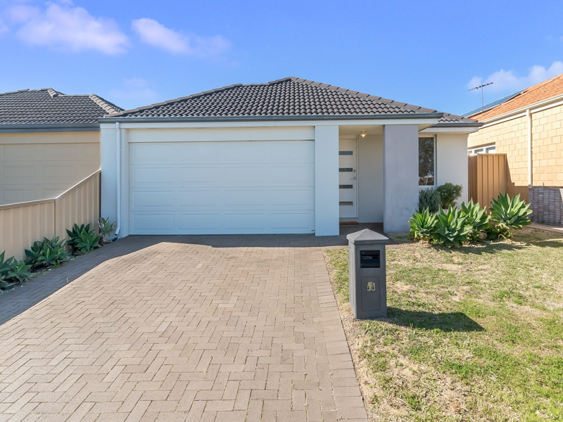 44 Middle Parkway Canning Vale WA 6155