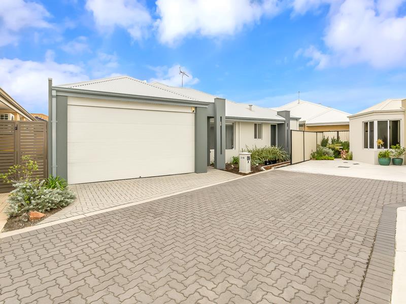 3/50 Middle Parkway Canning Vale WA 6155