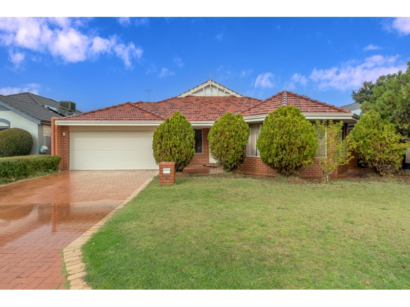 16 Audley Place Canning Vale WA 6155