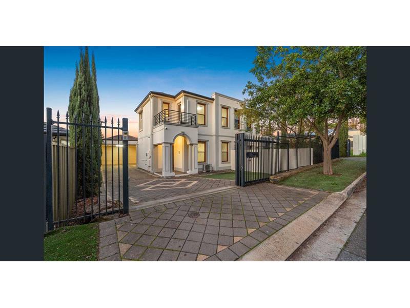 2 Austin Crescent, St House for rent Listed by of Belle