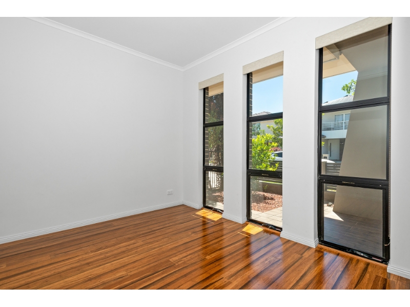 8 Condon Drive, Lightsview House for rent Listed by Kirsten Paech of