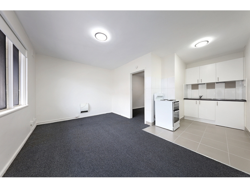 4/20 Loch Avenue, St Kilda East Apartment for rent Listed by Tiffany
