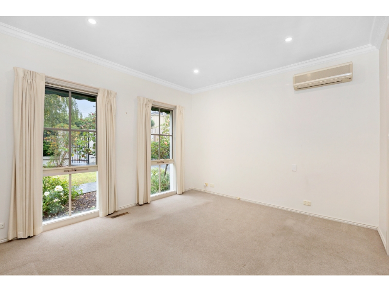 1/78 Maud Street, Balwyn North Apartment for rent Listed by Maria