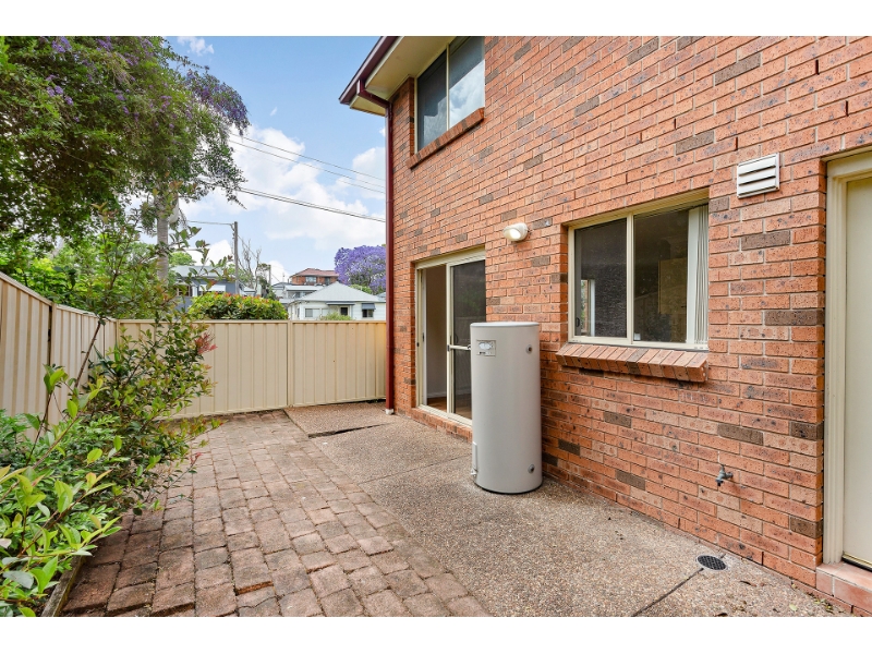 1/7 Willis Street, Charlestown Townhouse for rent Listed by Ashley