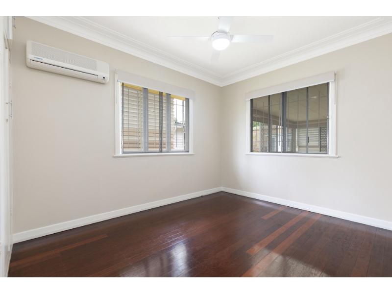 24 Monkton Street, Tarragindi House for rent Listed by Harry Stallman