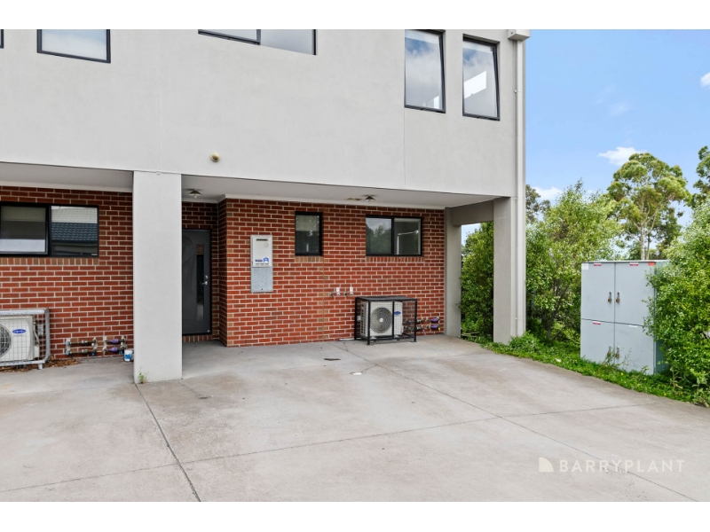 78 Heather Grove, Clyde North House for rent Listed by Barry Plant