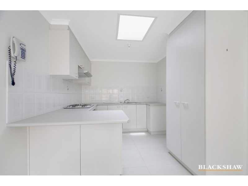 8 Lockhart Place, Amaroo House for rent Listed by Property Management