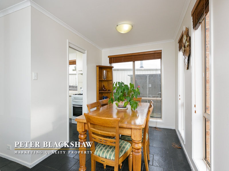 8 Steel Place, Queanbeyan House for rent Listed by Queanbeyan