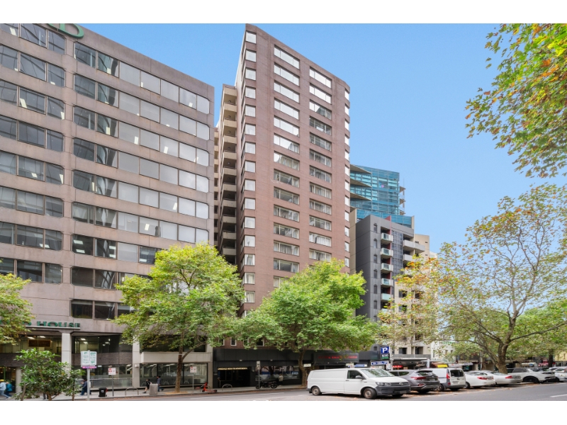 15B/131 Lonsdale Street, Melbourne Apartment for rent Listed by Blake