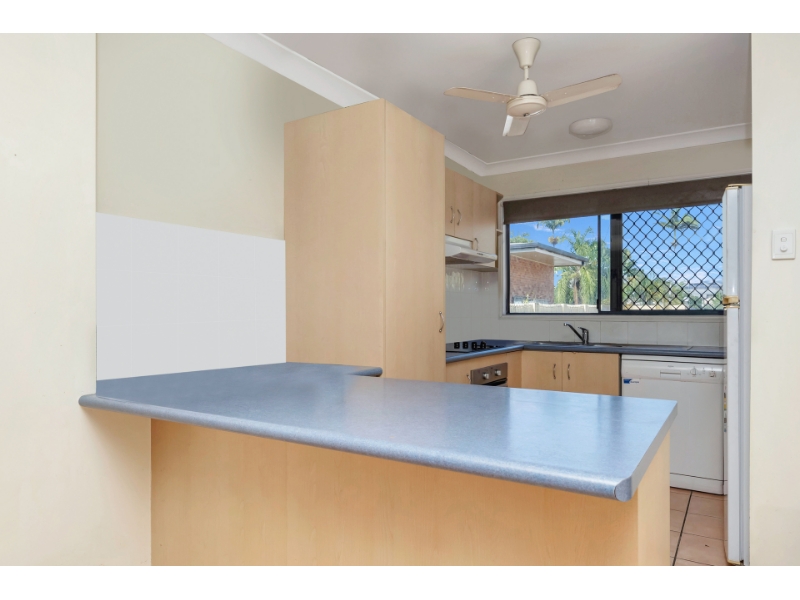 7/3133 Bayswater Road, Hyde Park House for rent Listed by Leasing