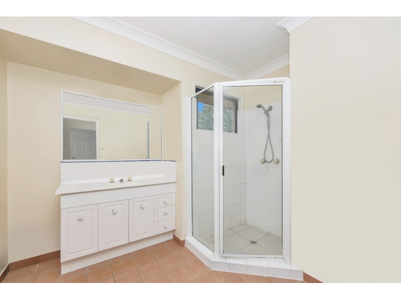 7/3133 Bayswater Road, Hyde Park House for rent Listed by Leasing