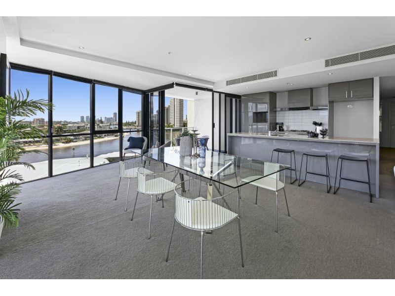 601/4 'Avalon' Wahroonga Place, SURFERS PARADISE Apartment for rent Listed by Kelly Dryburgh