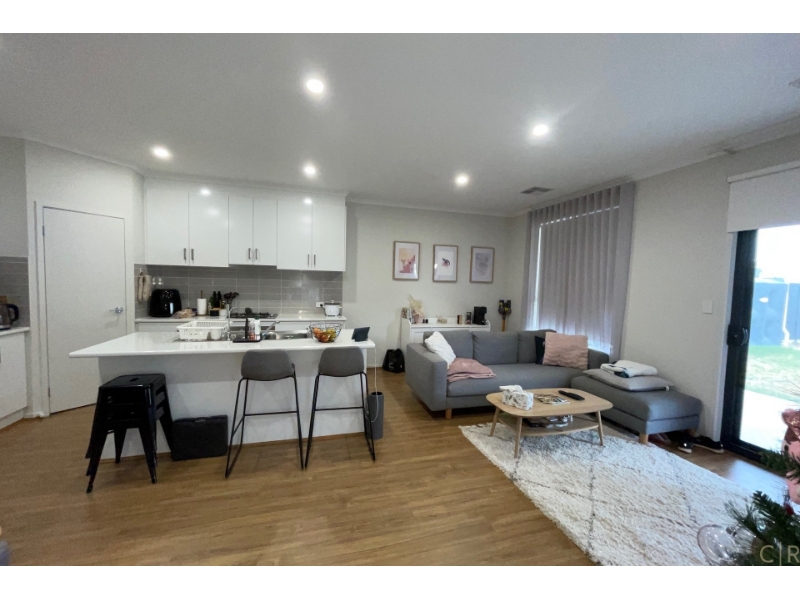 27 Fifth Avenue, Woodville Gardens House for rent Listed by Beth