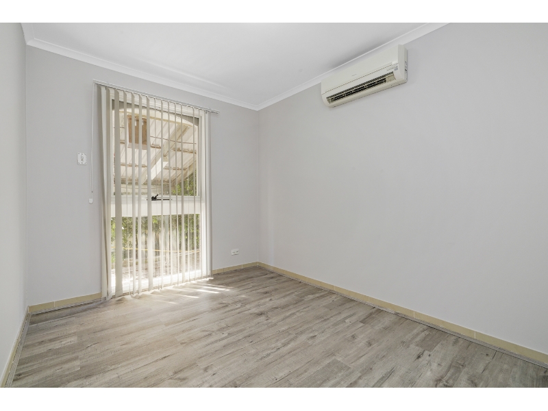 7 Wanda Place, Woodbine House for rent Listed by Mikelina Kremastos