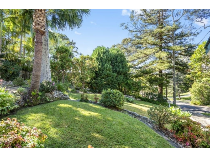 7 Gerroa Avenue, Bayview House for rent Listed by Chloe Moore of